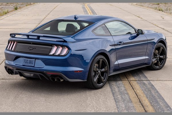 2022 Ford Mustang Stealth Edition