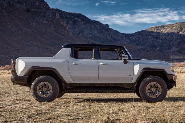 2022 GMC Hummer EV