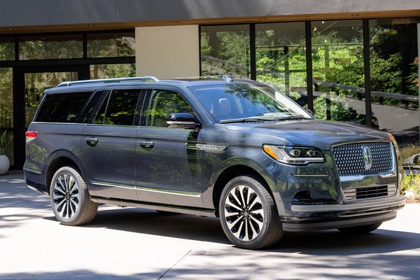 2022 Lincoln Navigator