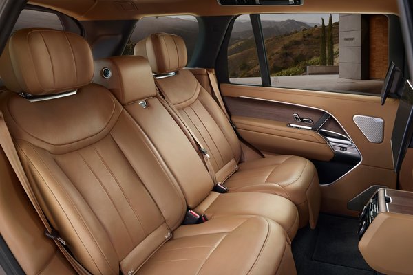 2022 Land Rover Range Rover LWB Interior