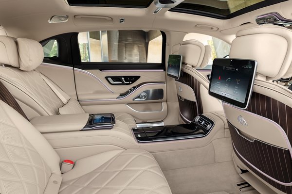 2022 Mercedes-Maybach S 680 4MATIC Interior