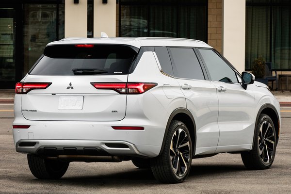 2022 Mitsubishi Outlander SEL