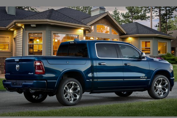 2022 Ram 1500 Limited 10th Edition Crew Cab