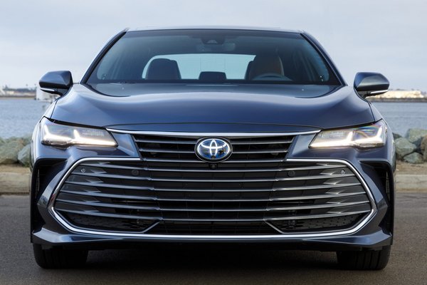 2022 Toyota Avalon Hybrid Limited