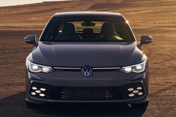 2022 Volkswagen Golf GTI 5d