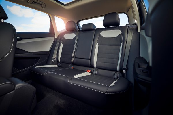 2022 Volkswagen Taos SEL Interior