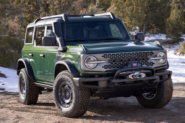 2022 Ford Bronco Everglades edition