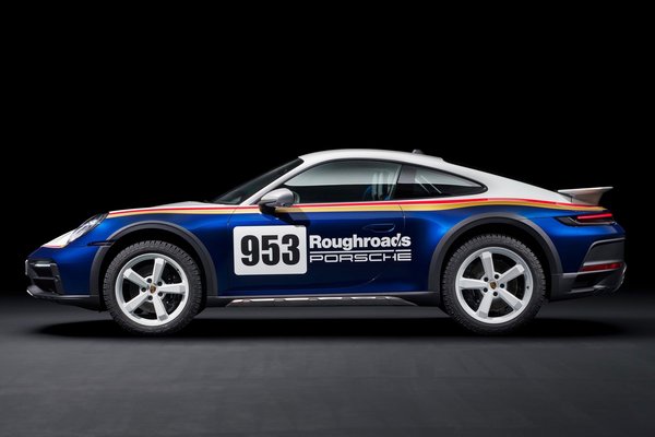 2023 Porsche 911 Dakar