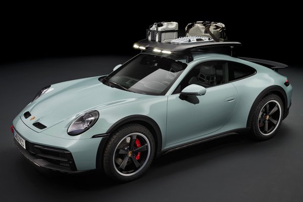 2023 Porsche 911 Dakar