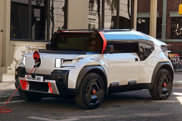 2022 Citroen Oli