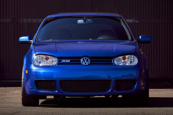 2004 Volkswagen Golf R32