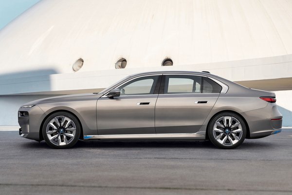 2023 BMW 7-Series i7 xDrive60