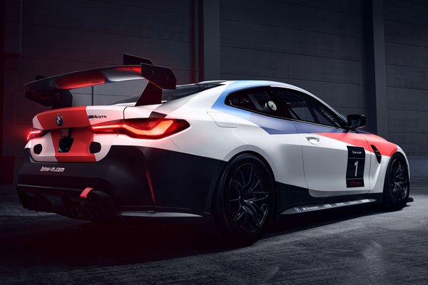 2023 BMW M4 GT4