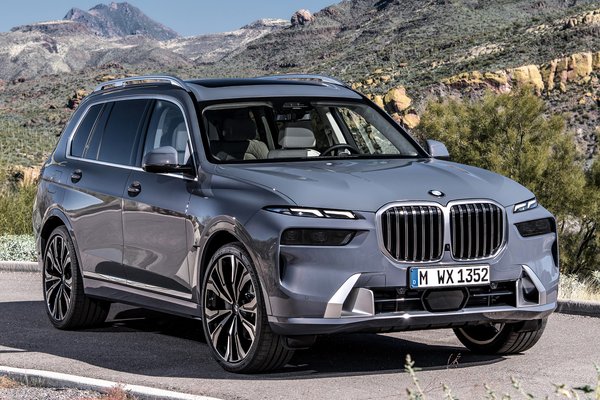 2023 BMW X7 xDrive40i