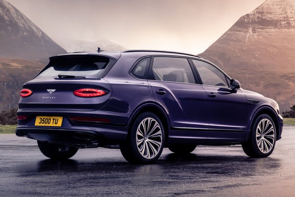 2023 Bentley Bentayga EWB