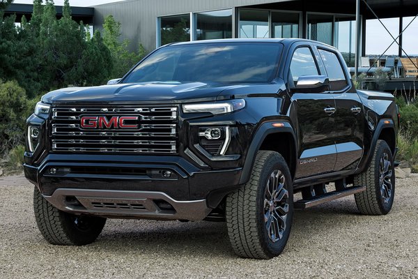 2023 GMC Canyon Denali