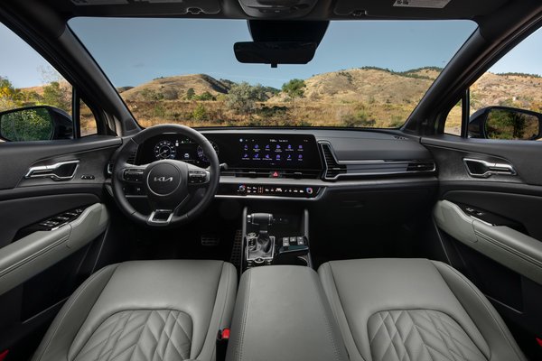 2023 Kia Sportage X-Pro Interior