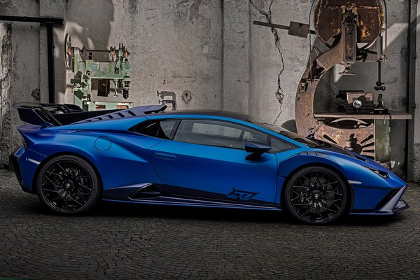 2023 Lamborghini Huracan STO 60th Anniversary edition