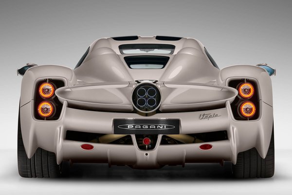 2023 Pagani Utopia