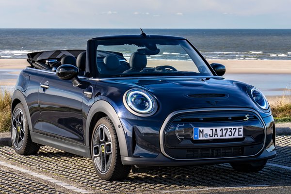 2024 Mini Convertible SE Electric