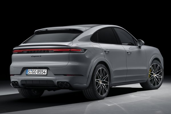 2024 Porsche Cayenne S Coupe