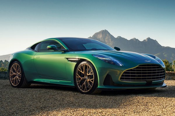 2024 Aston Martin DB12