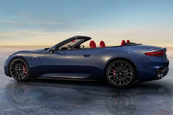 2024 Maserati GranCabrio Trofeo