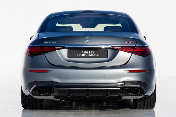 2024 Mercedes-Benz AMG S 63 E Performance