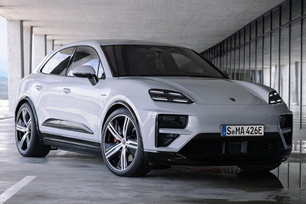 2024 Porsche Macan Turbo Electric