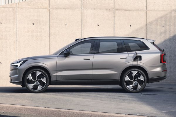 2024 Volvo EX90