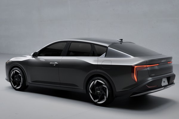 2025 Kia K4