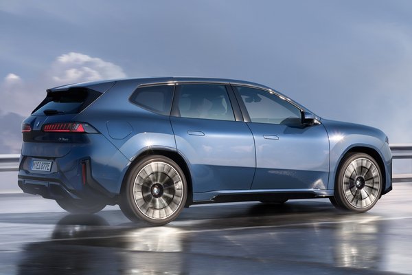 2026 BMW iX3