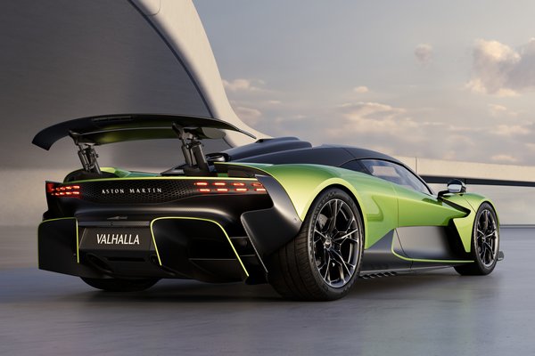 2025 Aston Martin Valhalla