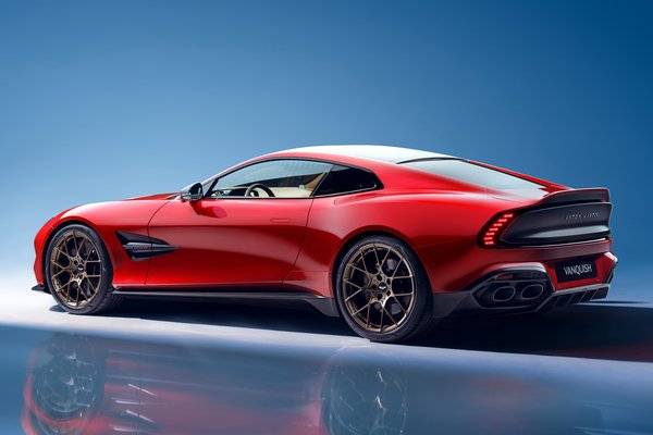 2025 Aston Martin Vanquish