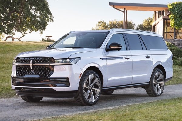 2025 Lincoln Navigator L Black Label