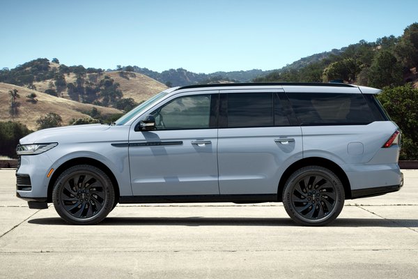 2025 Lincoln Navigator Reserve