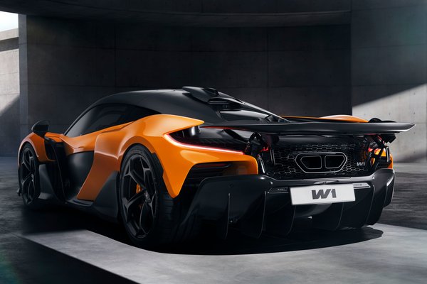 2025 McLaren W1