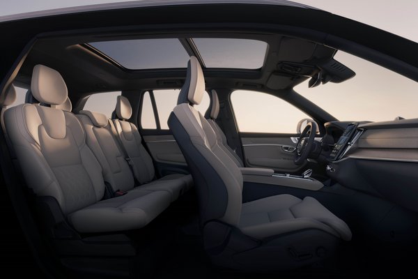 2025 Volvo XC90 Interior