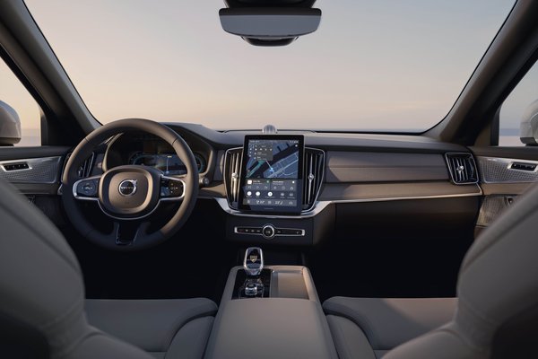 2025 Volvo XC90 Interior