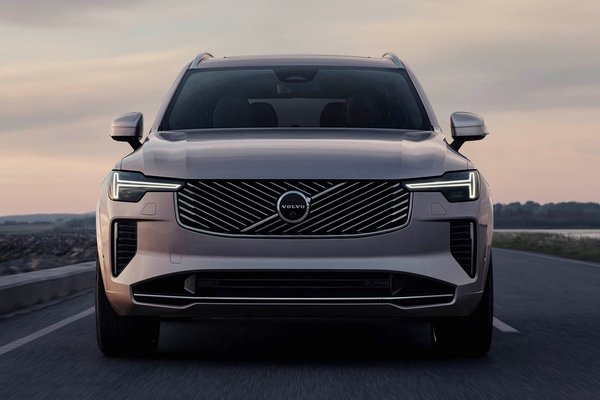 2025 Volvo XC90