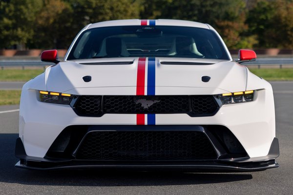 2025 Ford Mustang GTD Spirit of America