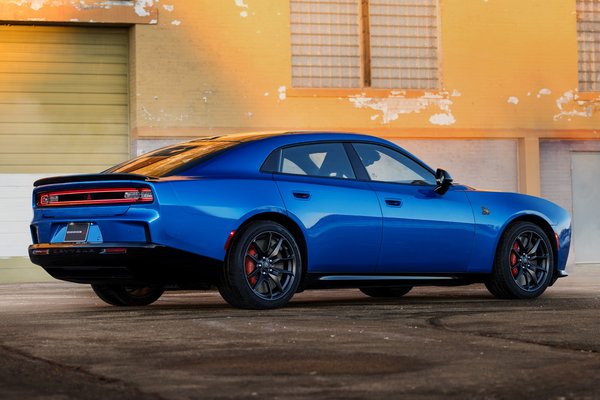 2026 Dodge Charger 4d Scat Pack Plus